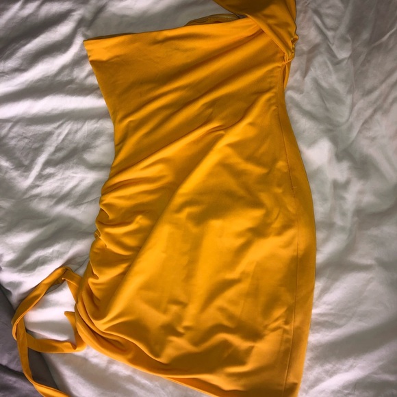 H:ours Solange Dress in Yellow Size Small - Picture 4 of 5